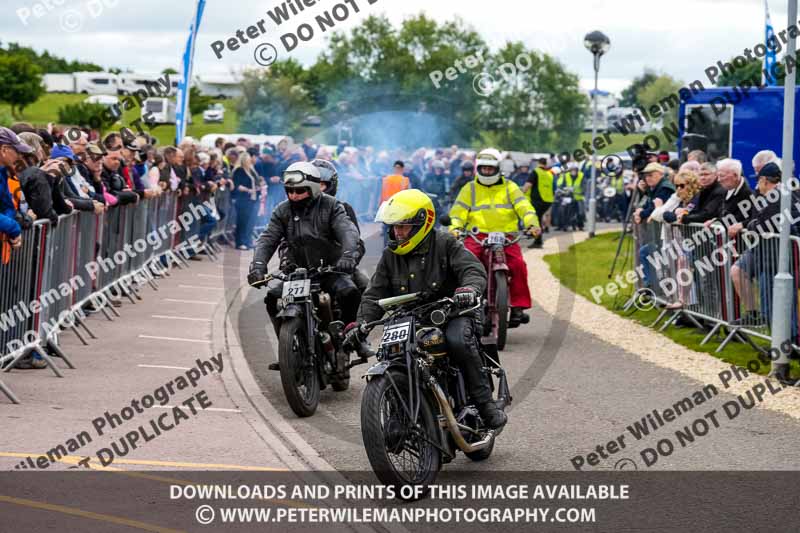 Vintage motorcycle club;eventdigitalimages;no limits trackdays;peter wileman photography;vintage motocycles;vmcc banbury run photographs